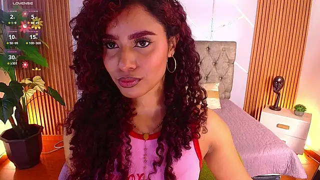 charlottee white online show from March 2026 08:04:02 PM