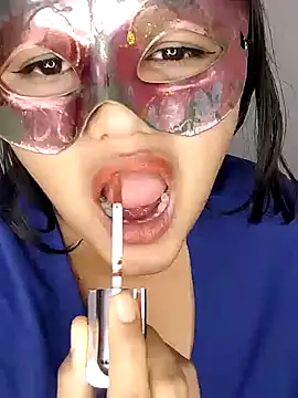 Snapshot of Riya_Stream01 chatting on January 2025 01:32:01 AM Riya Stream01 online show from January 2025 01:32:01 AM