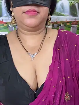 FlatVincy4 online show from September 2025 07:23:01 AM