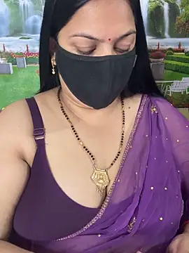 FlatVincy4 online show from October 2025 03:51:02 AM