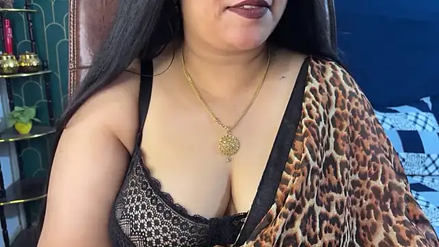FlatVincy4 online show from July 2026 07:06:01 AM