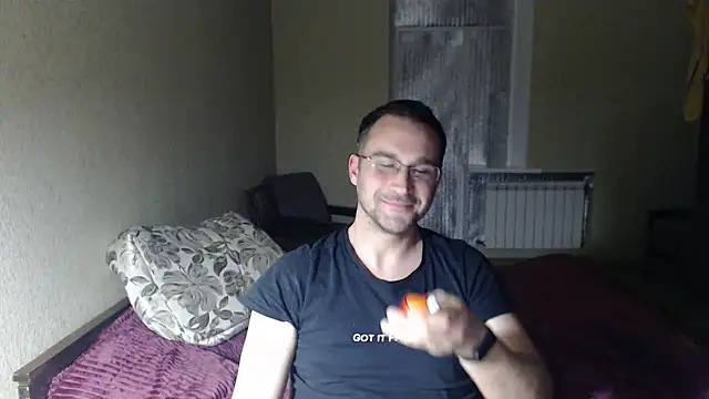 Snapshot of Sanderx chatting on March 2025 09:35:01 PM Sanderx online show from March 2025 09:35:01 PM