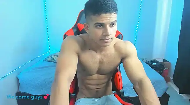 oliver thompsson7 online show from February 2025 07:49:01 PM