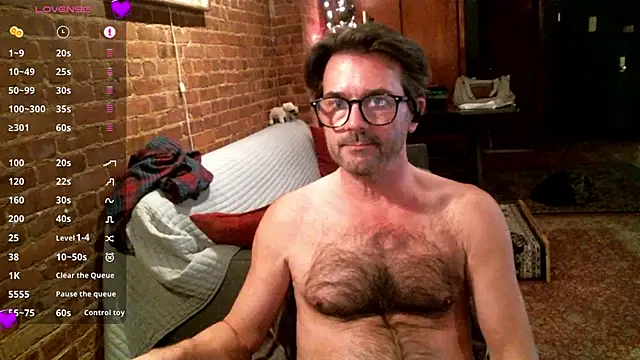 Snapshot of Johnny_Bottoms chatting on March 2025 11:05:01 PM Johnny Bottoms online show from March 2025 11:05:01 PM