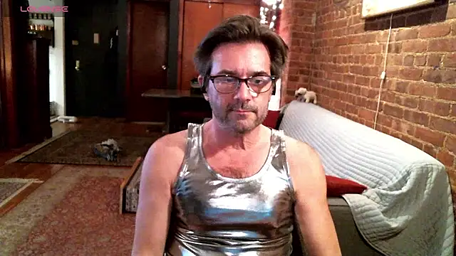 Snapshot of Johnny_Bottoms chatting on March 2025 10:39:02 PM Johnny Bottoms online show from March 2025 10:39:02 PM