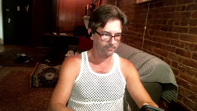 Snapshot of Johnny_Bottoms chatting on September 2025 10:55:01 PM Johnny Bottoms online show from September 2025 10:55:01 PM