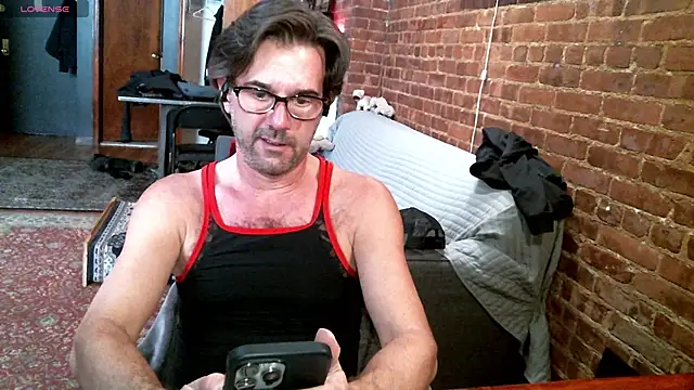 Snapshot of Johnny_Bottoms chatting on November 2025 07:27:01 PM Johnny Bottoms online show from November 2025 07:27:01 PM