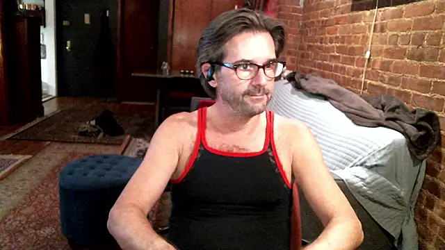 Snapshot of Johnny_Bottoms chatting on November 2025 11:29:01 PM Johnny Bottoms online show from November 2025 11:29:01 PM