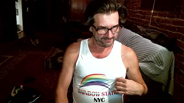 Snapshot of Johnny_Bottoms chatting on December 2025 03:13:02 AM Johnny Bottoms online show from December 2025 03:13:02 AM