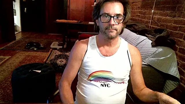 Snapshot of Johnny_Bottoms chatting on January 2026 10:35:02 PM Johnny Bottoms online show from January 2026 10:35:02 PM