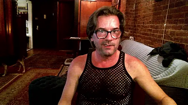 Snapshot of Johnny_Bottoms chatting on February 2026 11:42:02 PM Johnny Bottoms online show from February 2026 11:42:02 PM