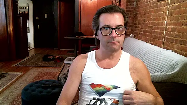 Snapshot of Johnny_Bottoms chatting on February 2026 02:46:01 PM Johnny Bottoms online show from February 2026 02:46:01 PM