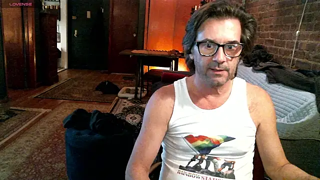 Snapshot of Johnny_Bottoms chatting on February 2026 11:05:02 PM Johnny Bottoms online show from February 2026 11:05:02 PM