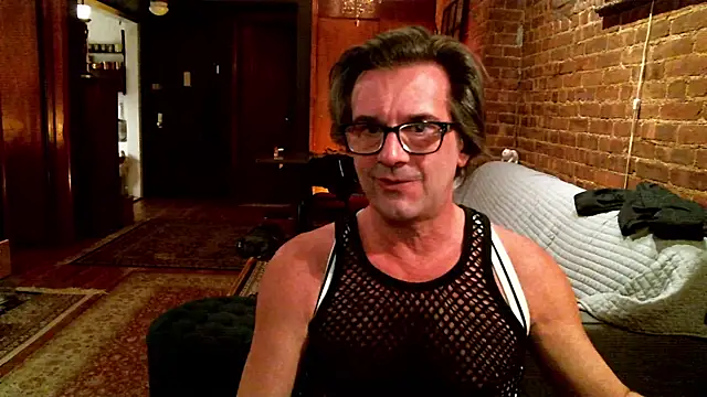 Snapshot of Johnny_Bottoms chatting on February 2026 12:33:02 AM Johnny Bottoms online show from February 2026 12:33:02 AM