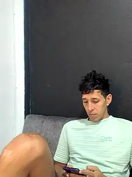 judesmith95 online show from September 2025 04:18:01 PM