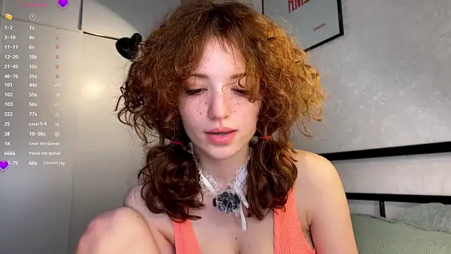 LilianGrindle online show from July 2026 07:41:01 PM