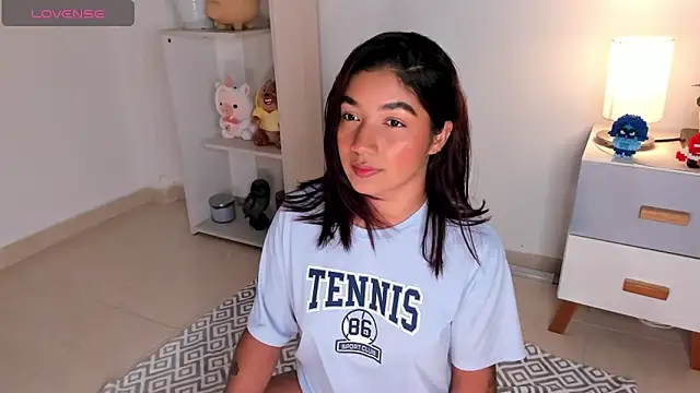 martina roldam online show from February 2025 02:35:01 AM