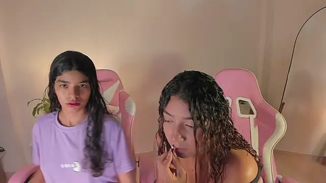 martina roldam online show from September 2025 02:45:01 AM