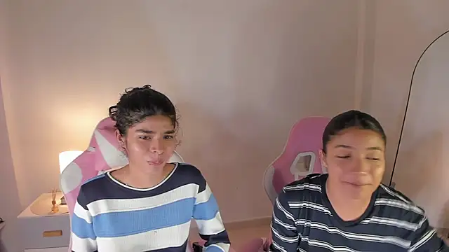 martina roldam online show from September 2025 02:16:01 AM