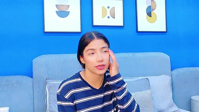 Snapshot of martina_roldam chatting on February 2026 12:07:01 AM martina roldam online show from February 2026 12:07:01 AM