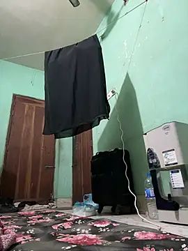 GildanK18 online show from March 2026 03:04:01 PM