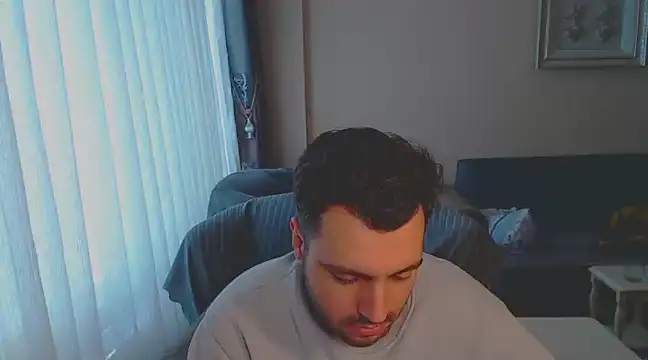 handsomeee04 online show from March 2025 02:26:01 PM