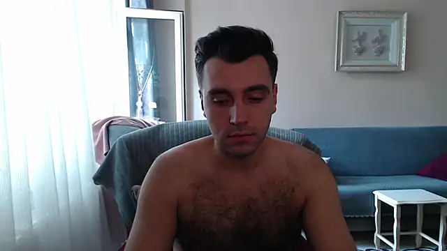 handsomeee04 online show from September 2025 06:35:01 AM