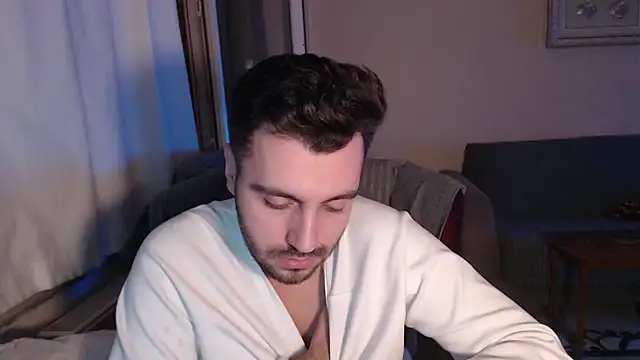 handsomeee04 online show from November 2025 09:03:01 PM