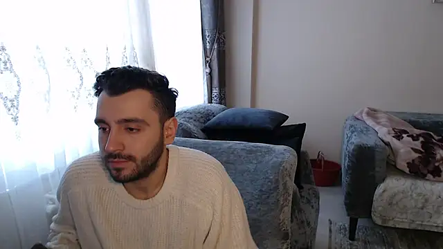 handsomeee04 online show from May 2026 03:55:02 AM