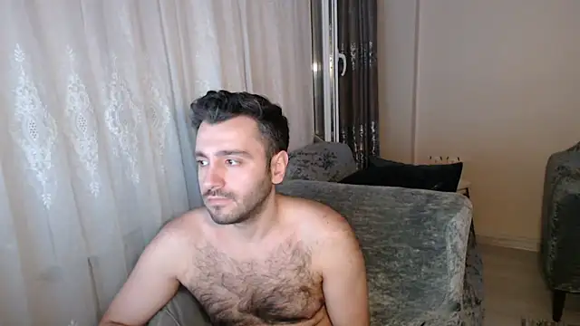 handsomeee04 online show from May 2026 09:11:02 PM