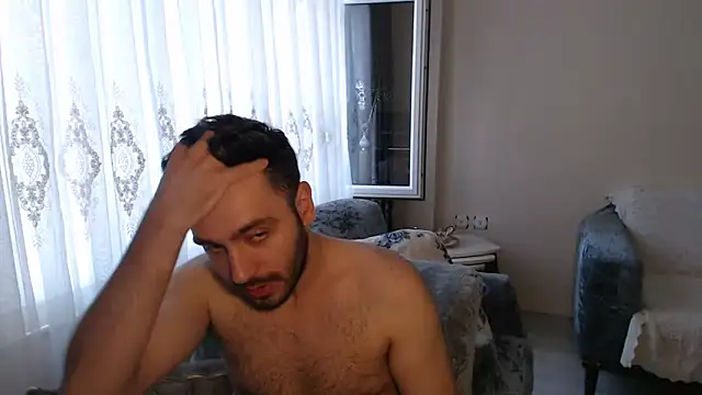 handsomeee04 online show from June 2026 03:15:01 AM