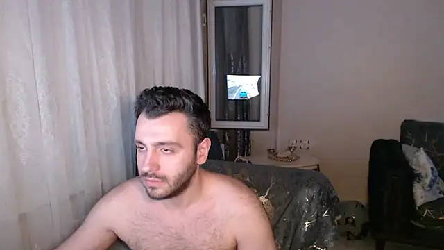handsomeee04 online show from July 2026 10:50:02 PM