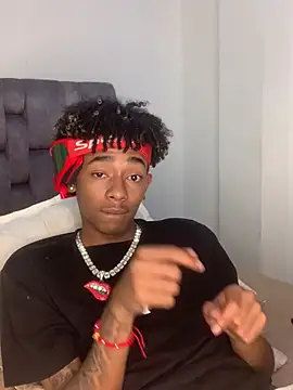 Boy cock18 online show from March 2025 11:38:02 PM