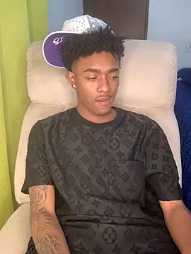 Boy cock18 online show from October 2025 06:57:01 AM