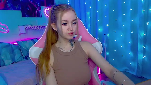 Snapshot of Naughty_Mable chatting on February 2025 12:59:01 AM Naughty Mable online show from February 2025 12:59:01 AM