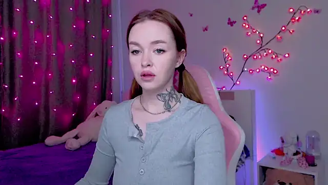 Snapshot of Naughty_Mable chatting on September 2025 12:56:02 AM Naughty Mable online show from September 2025 12:56:02 AM