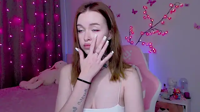 Snapshot of Naughty_Mable chatting on October 2025 12:28:02 AM Naughty Mable online show from October 2025 12:28:02 AM