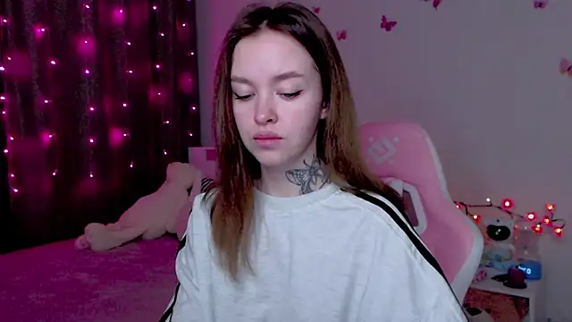 Snapshot of Naughty_Mable chatting on October 2025 12:47:02 AM Naughty Mable online show from October 2025 12:47:02 AM