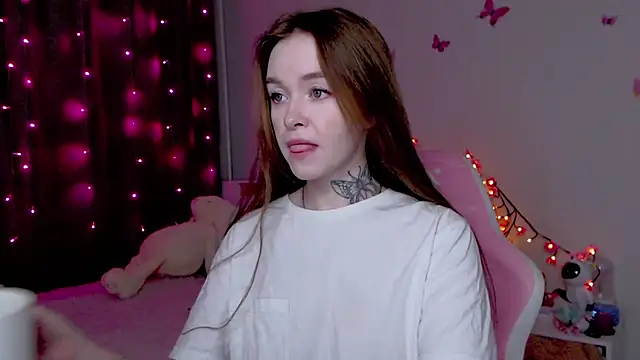 Snapshot of Naughty_Mable chatting on November 2025 12:30:01 AM Naughty Mable online show from November 2025 12:30:01 AM