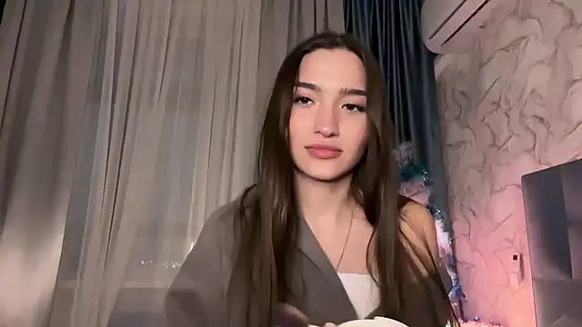 MilenaMilven online show from January 2025 06:47:01 PM