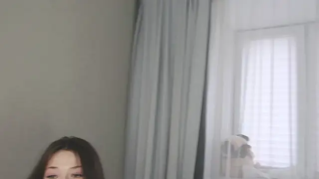 eva varnerr online show from February 2025 11:40:02 AM