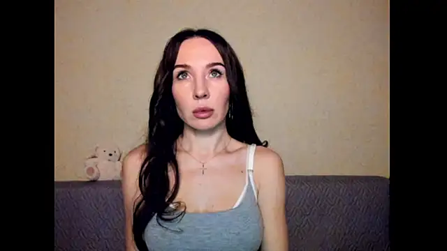 One of the girls online show from February 2025 06:54:01 PM