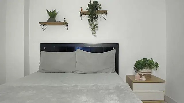 Snapshot of naughty_1girl chatting on March 2025 11:59:02 PM naughty 1girl online show from March 2025 11:59:02 PM