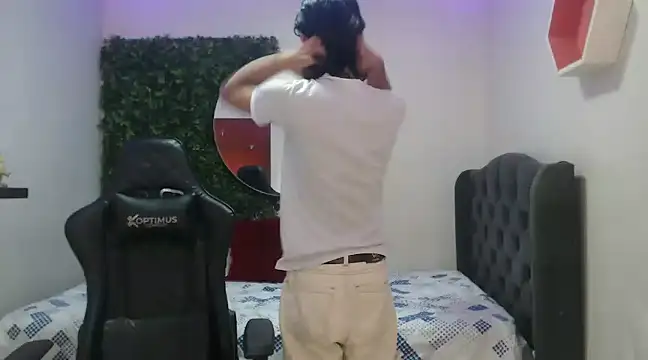 andy dan18 online show from January 2025 01:31:02 PM