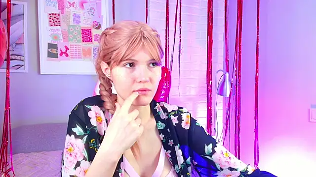 NellieLoyns online show from February 2025 04:11:02 PM