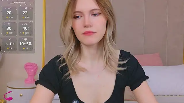 NellieLoyns online show from July 2026 05:26:02 PM