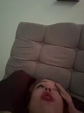 Snapshot of BlueStoneX chatting on February 2025 03:24:02 PM BlueStoneX online show from February 2025 03:24:02 PM