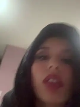 Snapshot of BlueStoneX chatting on February 2025 10:33:02 AM BlueStoneX online show from February 2025 10:33:02 AM