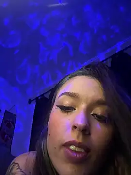 Snapshot of BlueStoneX chatting on March 2025 08:22:01 AM BlueStoneX online show from March 2025 08:22:01 AM