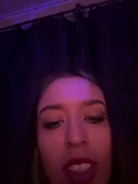 Snapshot of BlueStoneX chatting on March 2025 08:58:02 AM BlueStoneX online show from March 2025 08:58:02 AM